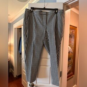20WP Talbots Hampshire Ankle B/W Slacks